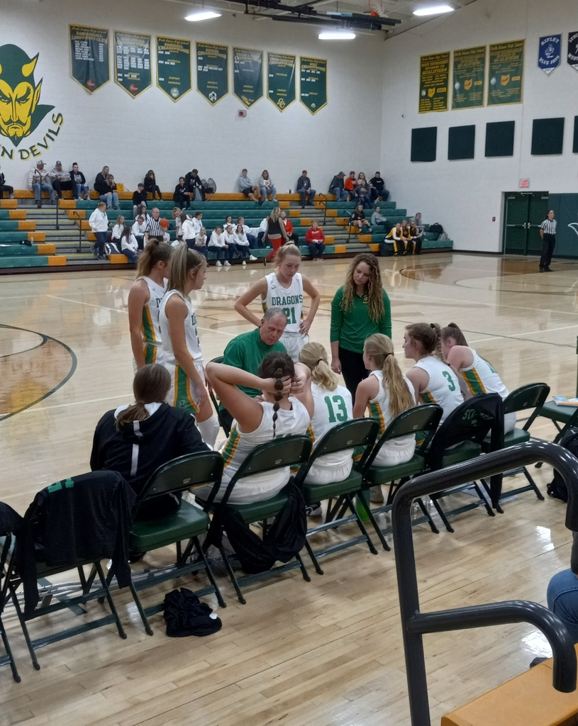 Lady Dragons win big at the preview 